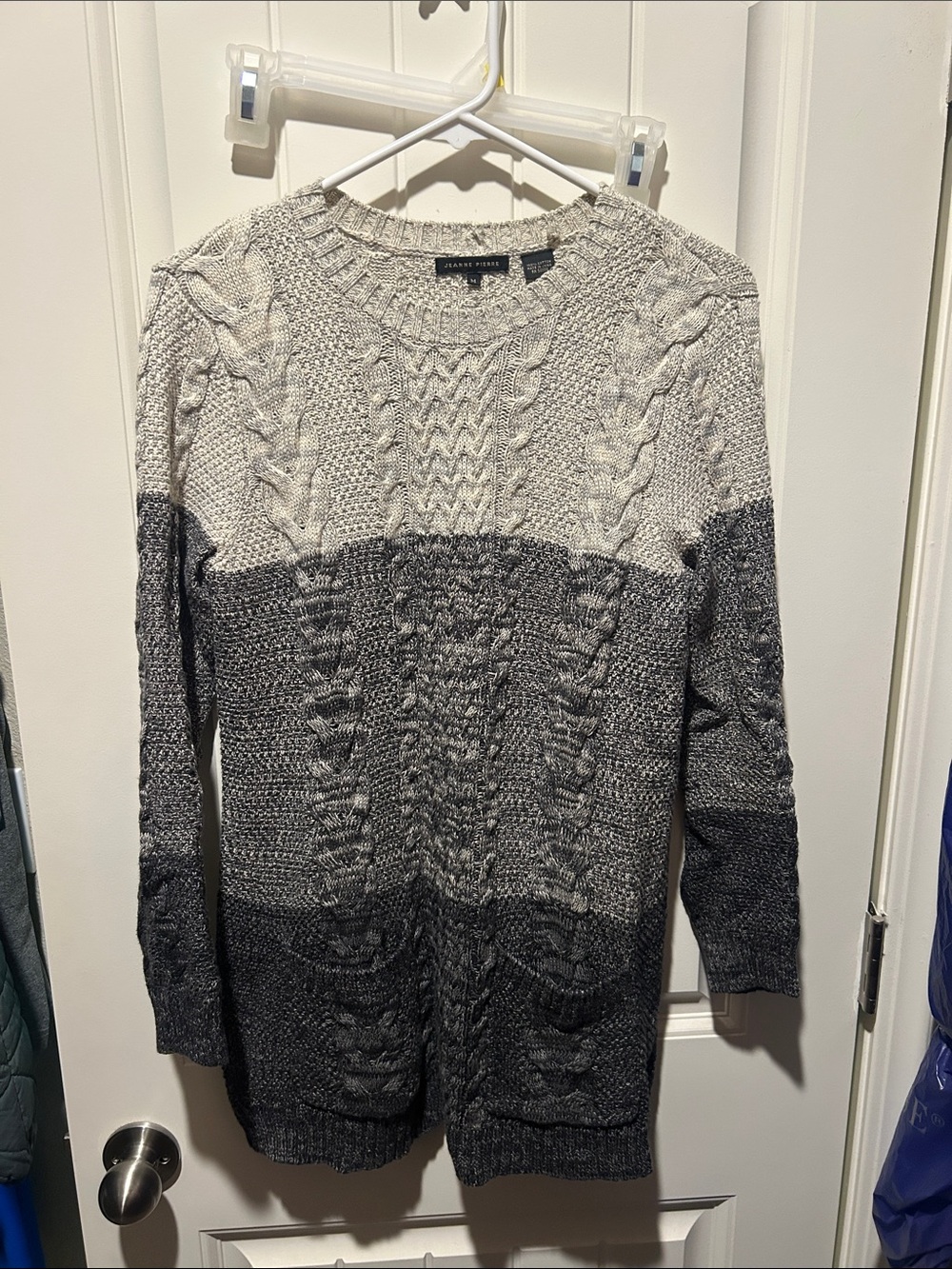 JEANNE PIERRE Gray Ombre Cable Knit Scoop-Neck Sweater